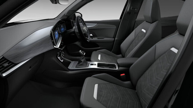 Vauxhall Mokka 115kW Ultimate 54kWh 5dr Auto Electric Hatchback - Image 6